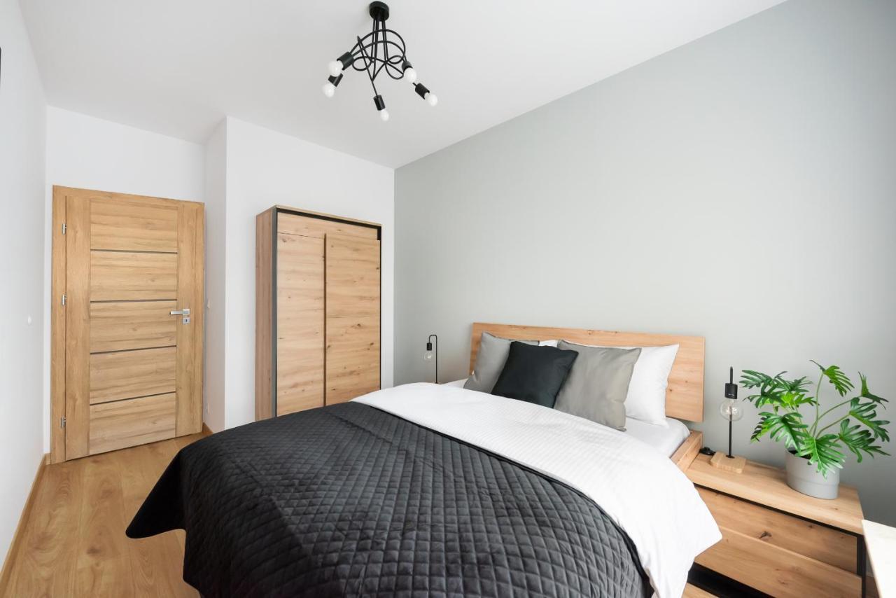 Wola Skwer Happy Apartment Warsaw Ngoại thất bức ảnh