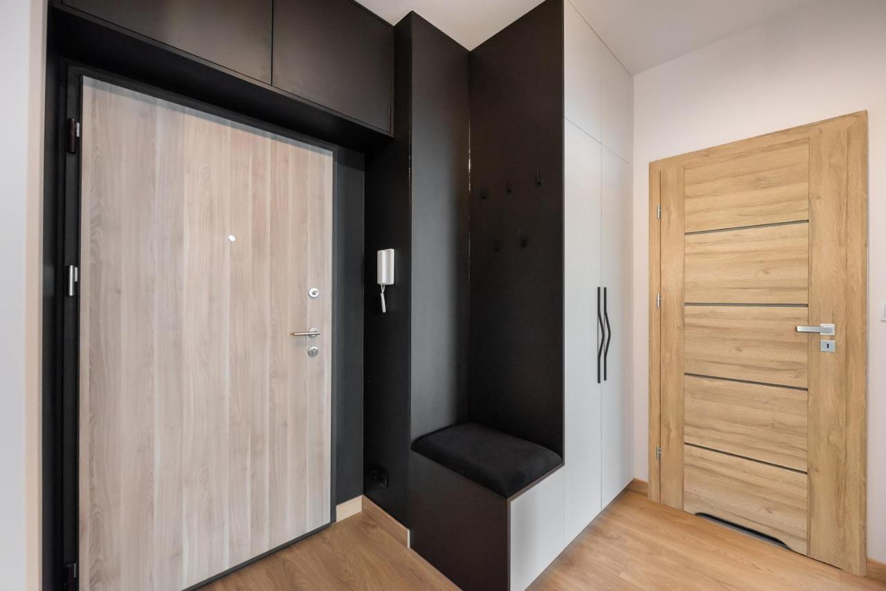 Wola Skwer Happy Apartment Warsaw Ngoại thất bức ảnh
