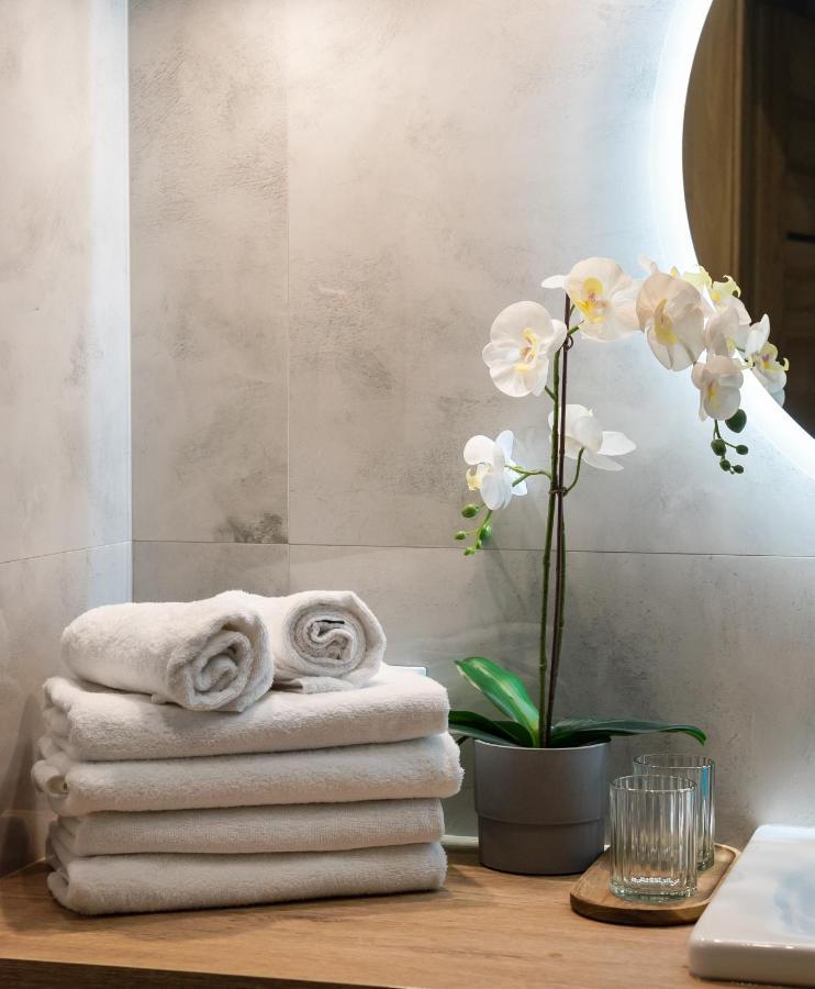 Wola Skwer Happy Apartment Warsaw Ngoại thất bức ảnh