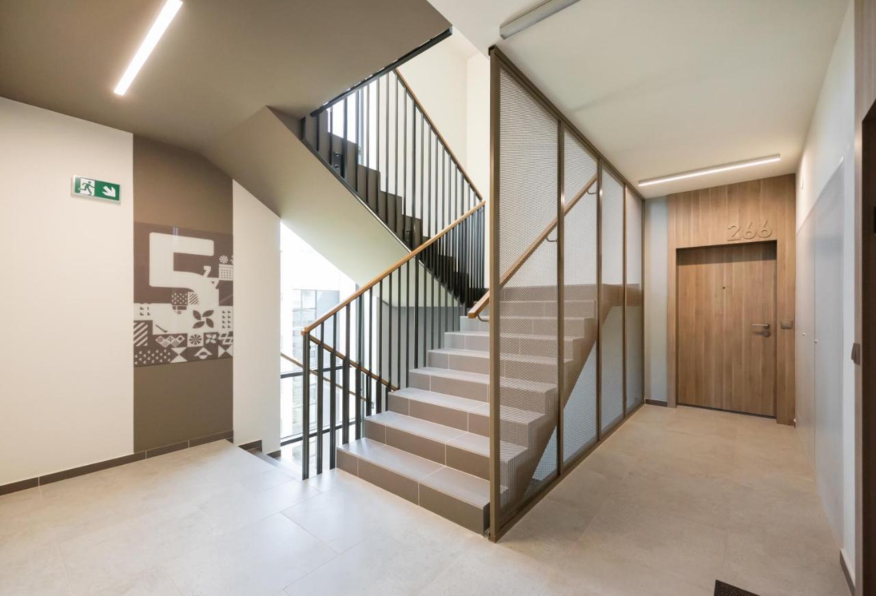 Wola Skwer Happy Apartment Warsaw Ngoại thất bức ảnh