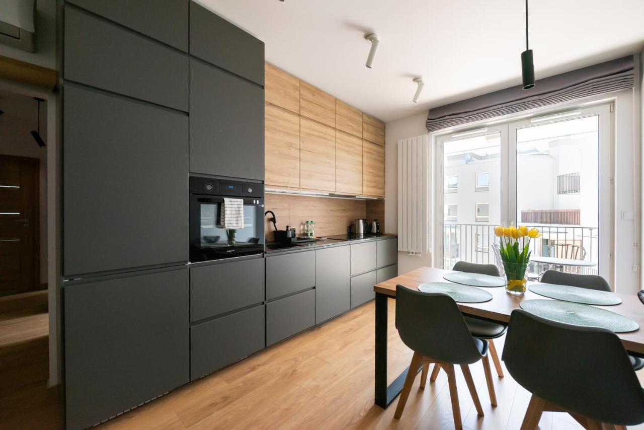 Wola Skwer Happy Apartment Warsaw Ngoại thất bức ảnh