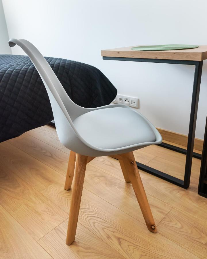 Wola Skwer Happy Apartment Warsaw Ngoại thất bức ảnh
