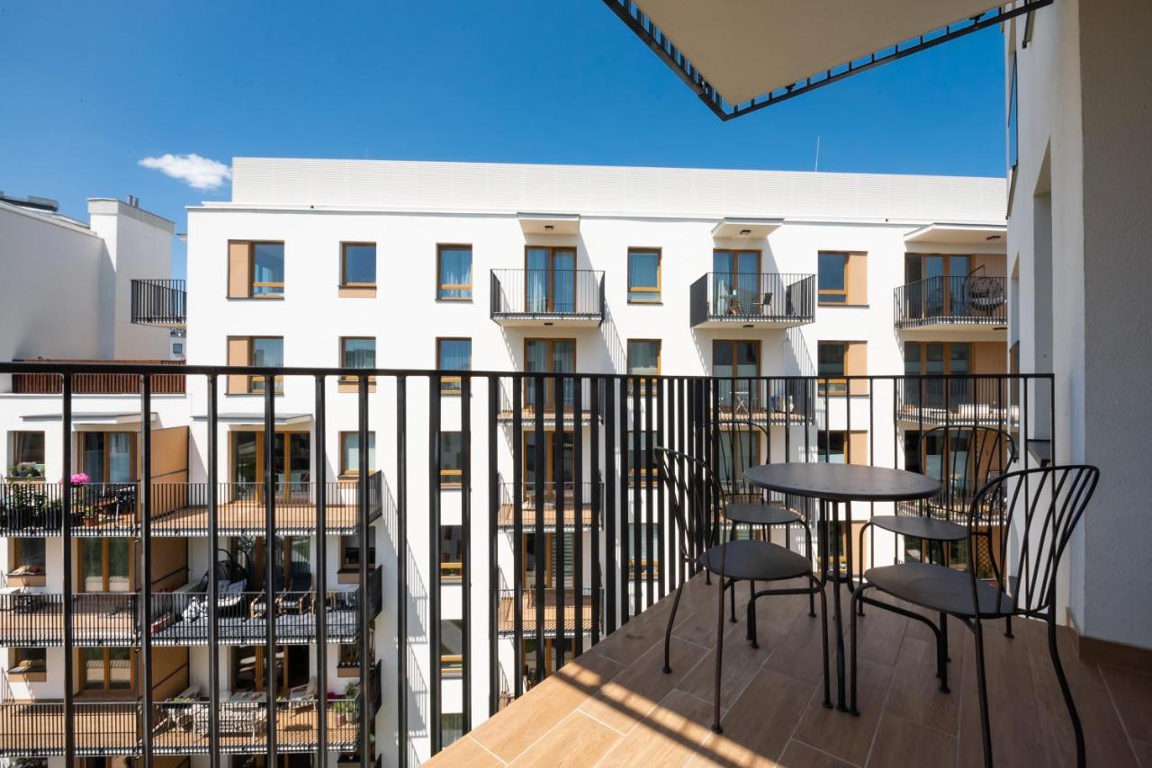 Wola Skwer Happy Apartment Warsaw Ngoại thất bức ảnh